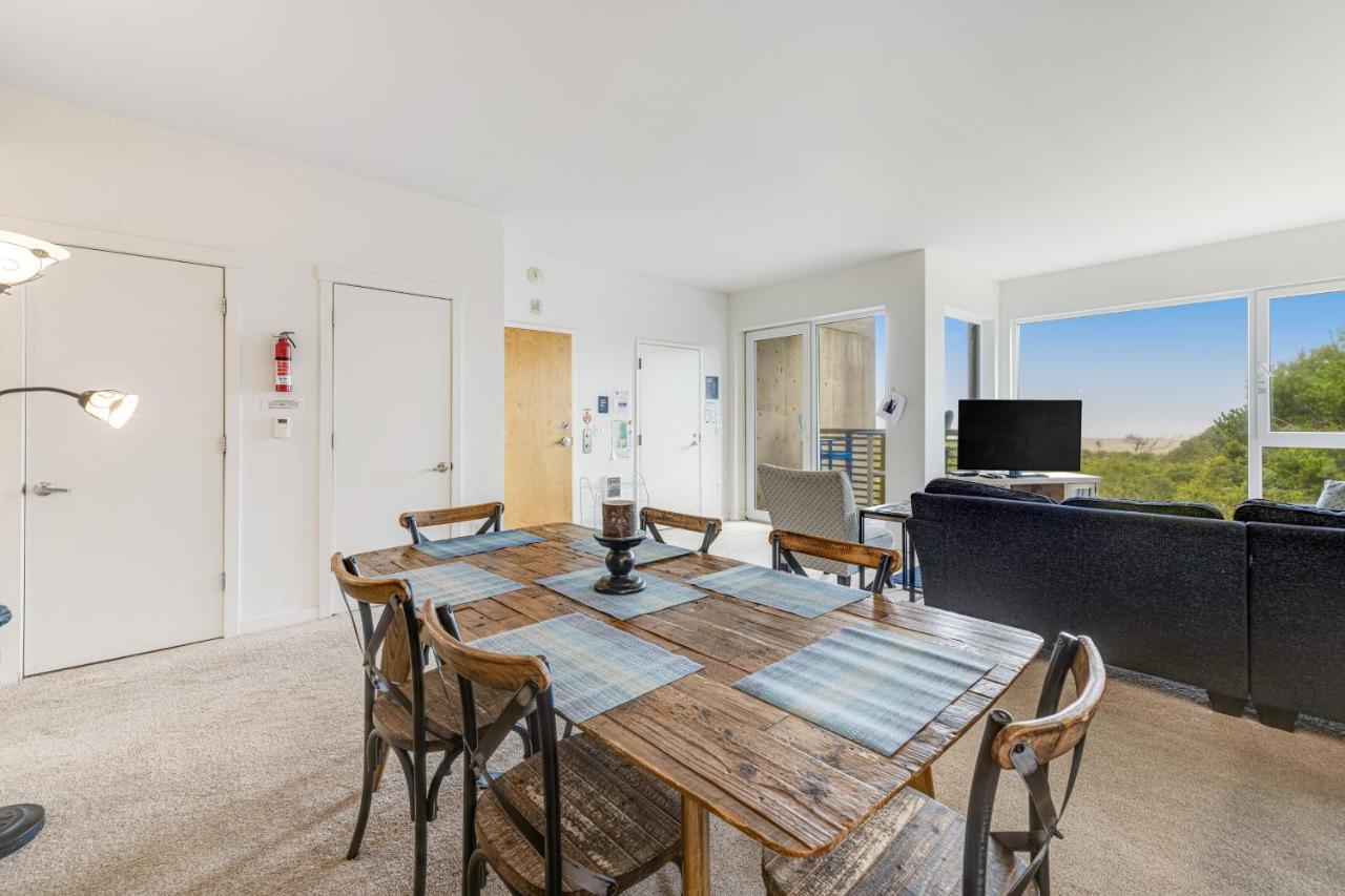 Serenity By The Sea Apartment ร็อคอเวย์บีช ภายนอก รูปภาพ